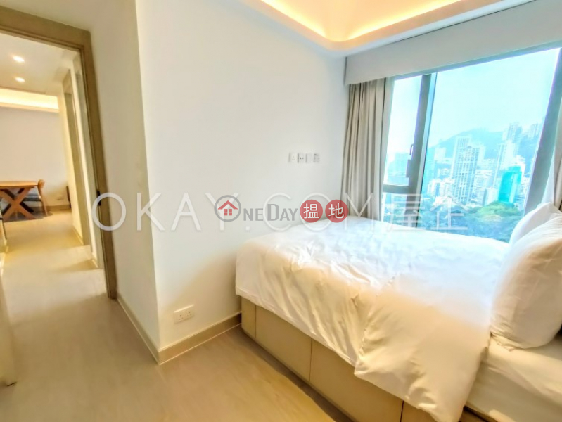 HK$ 61,200/ month Townplace Soho Western District Elegant 3 bed on high floor with harbour views | Rental
