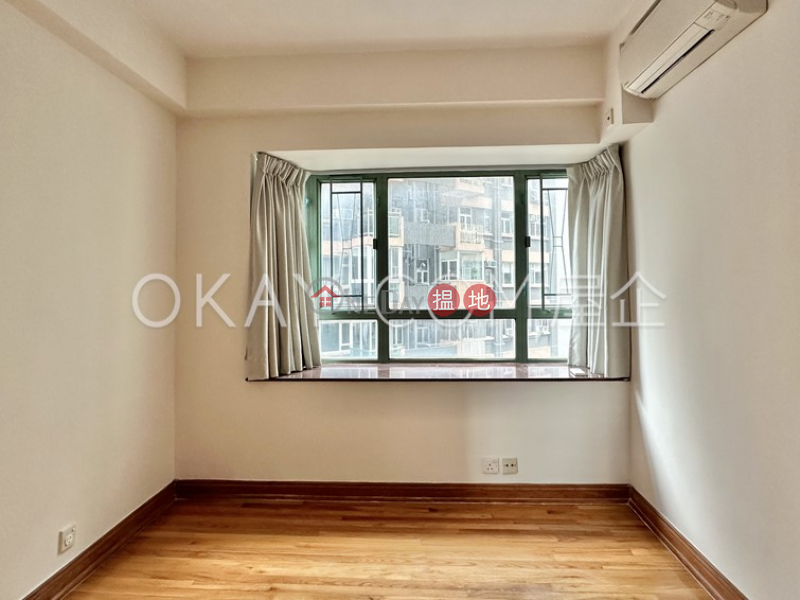 HK$ 14.36M | Goldwin Heights Western District | Stylish 3 bedroom in Mid-levels West | For Sale