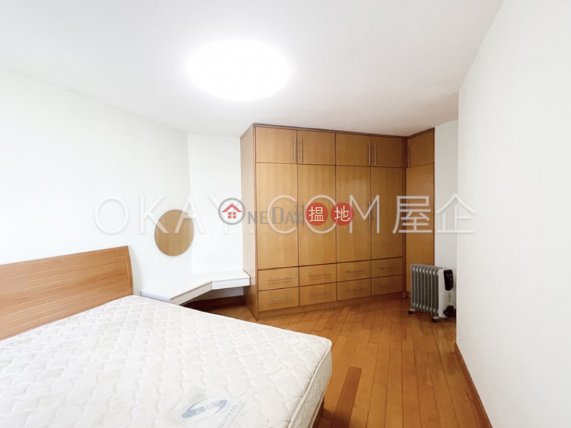 HK$ 39,000/ month (T-38) Juniper Mansion Harbour View Gardens (West) Taikoo Shing | Eastern District Popular 3 bedroom with balcony | Rental