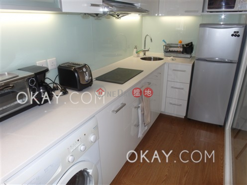 Popular studio with balcony | Rental, The Uptown 尚城 Rental Listings | Central District (OKAY-R29561)