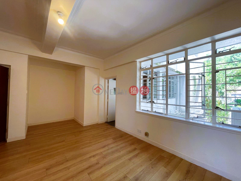 HK$ 62,000/ month, Country Apartments Southern District, Amazing 3 bedroom 2 bathroom home for rent at Stanley Village Road