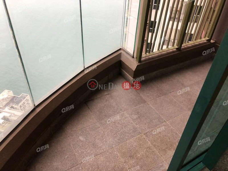 Tower 1 Grand Promenade | 3 bedroom Mid Floor Flat for Rent 38 Tai Hong Street | Eastern District | Hong Kong Rental HK$ 38,000/ month