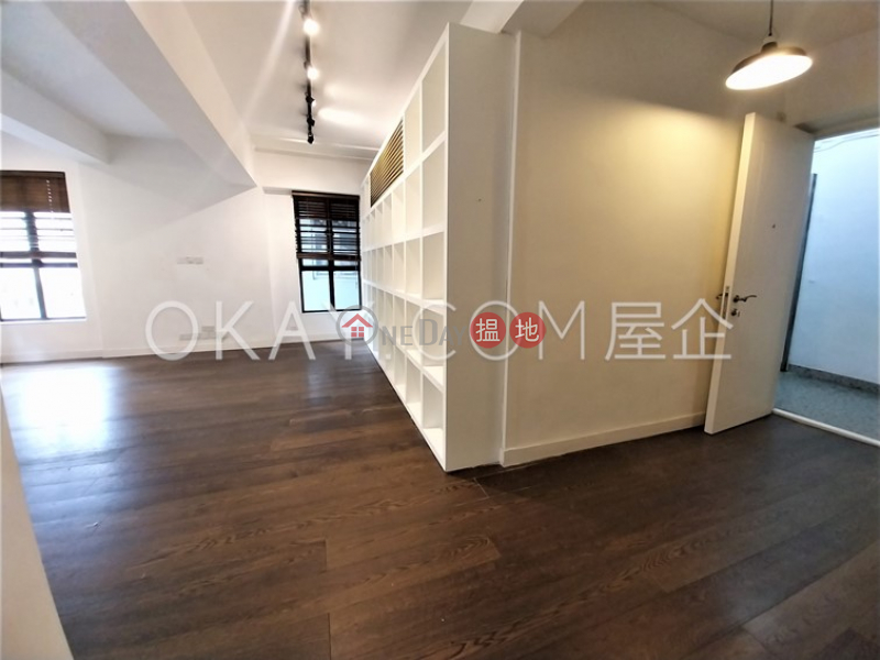 Generous 1 bedroom in Sheung Wan | Rental, 1-6 Wa Ning Lane | Central District | Hong Kong Rental HK$ 27,000/ month