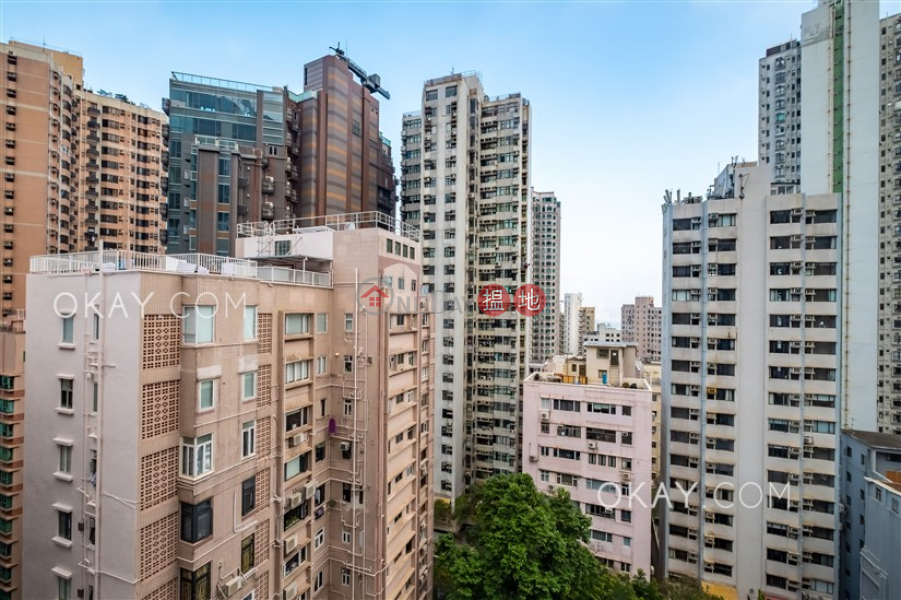 HK$ 68,000/ month | Alpine Court, Western District | Efficient 3 bed on high floor with balcony & parking | Rental