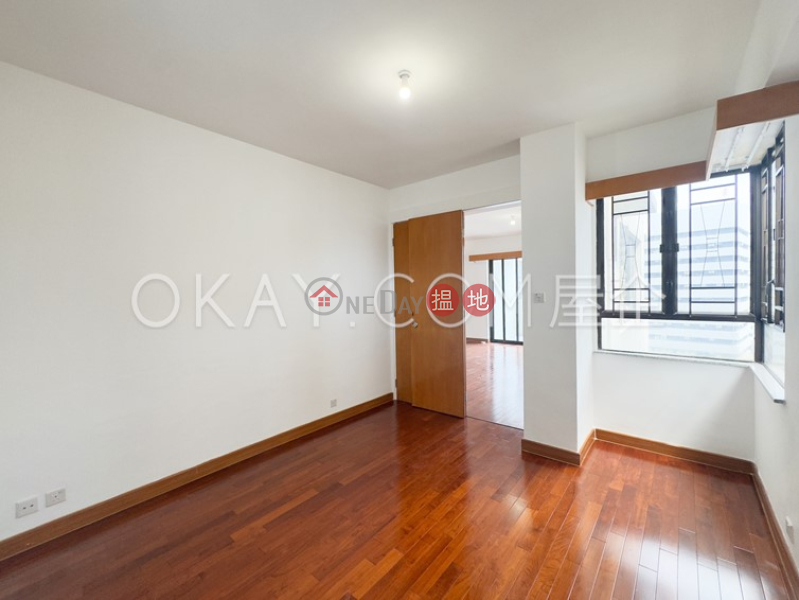 Stylish 3 bedroom with balcony & parking | Rental | The Crescent Block A 仁禮花園 A座 Rental Listings