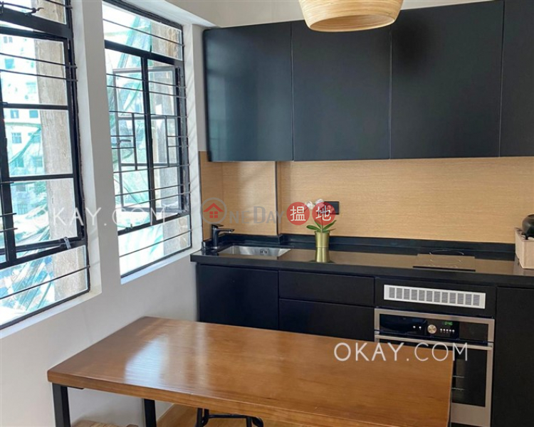 Property Search Hong Kong | OneDay | Residential | Rental Listings | Tasteful 1 bedroom in Sheung Wan | Rental