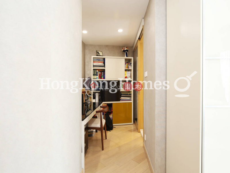 Property Search Hong Kong | OneDay | Residential Rental Listings | 3 Bedroom Family Unit for Rent at Larvotto