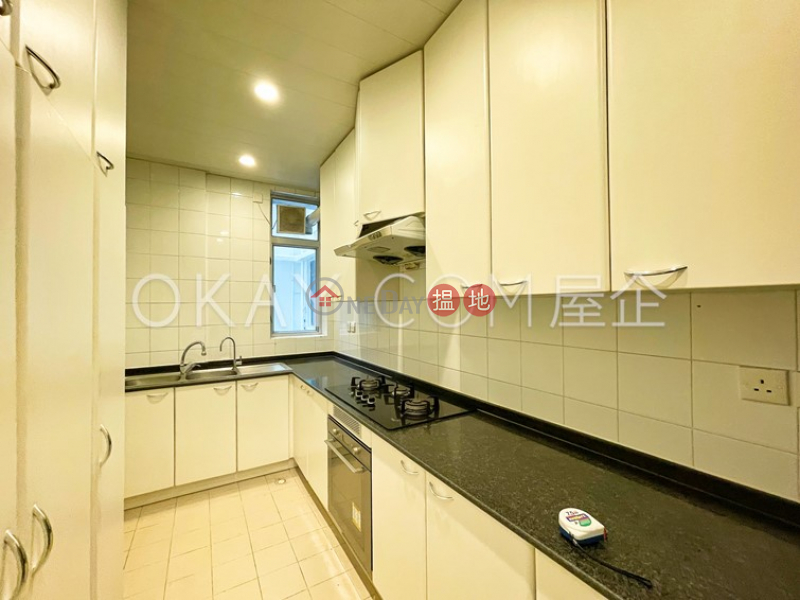 Efficient 3 bedroom with balcony | Rental | 5L-5N Bowen Road | Central District | Hong Kong, Rental | HK$ 60,000/ month