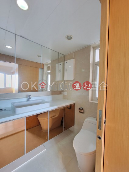 HK$ 90,000/ month | Block 45-48 Baguio Villa, Western District, Efficient 4 bed on high floor with sea views & balcony | Rental