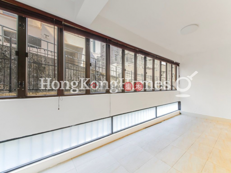 3 Bedroom Family Unit at 9 Broom Road | For Sale, 9 Broom Road | Wan Chai District | Hong Kong Sales HK$ 36M