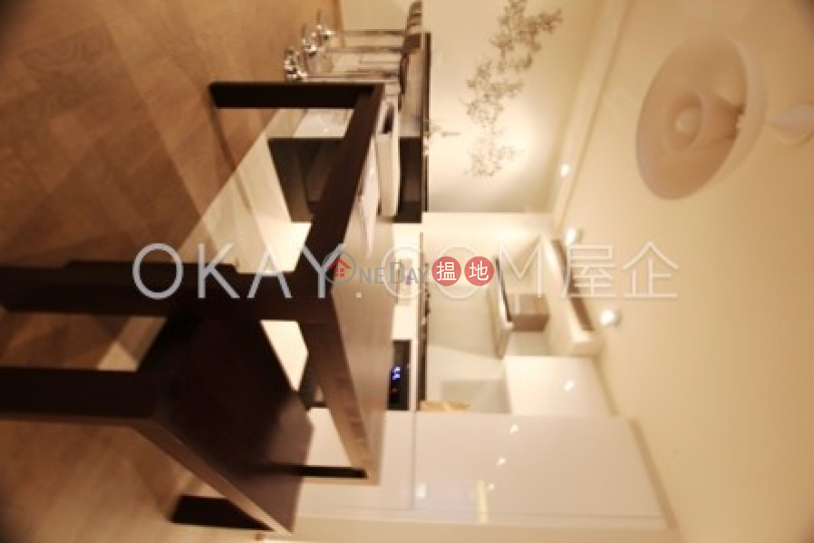 Property Search Hong Kong | OneDay | Residential | Rental Listings | Luxurious 3 bedroom with parking | Rental