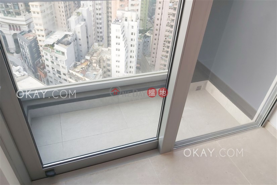 Elegant 2 bedroom with balcony | Rental 8 Hing Hon Road | Western District, Hong Kong Rental, HK$ 36,700/ month