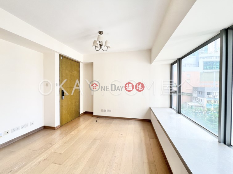 Property Search Hong Kong | OneDay | Residential, Sales Listings Nicely kept 2 bedroom in Sheung Wan | For Sale