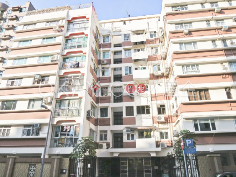 Gorgeous 2 bedroom with parking | Rental, Happy Villa 樂園 Rental Listings | Wan Chai District (OKAY-R31831)