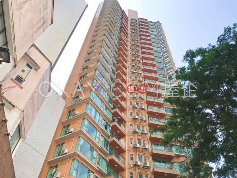 Luxurious 3 bedroom with balcony | Rental | Jardine Summit 渣甸豪庭 Rental Listings