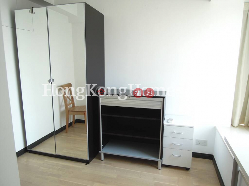 HK$ 25,000/ month | Centre Place, Western District 2 Bedroom Unit for Rent at Centre Place
