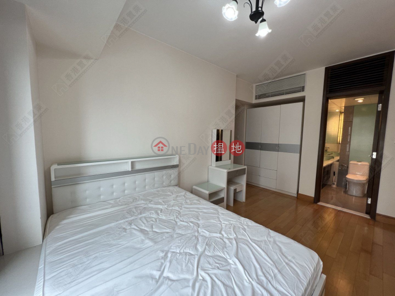 Two bedrooms, one suite, and one study in The Harbourside, 1 Austin Road West | Yau Tsim Mong Hong Kong Sales | HK$ 26M