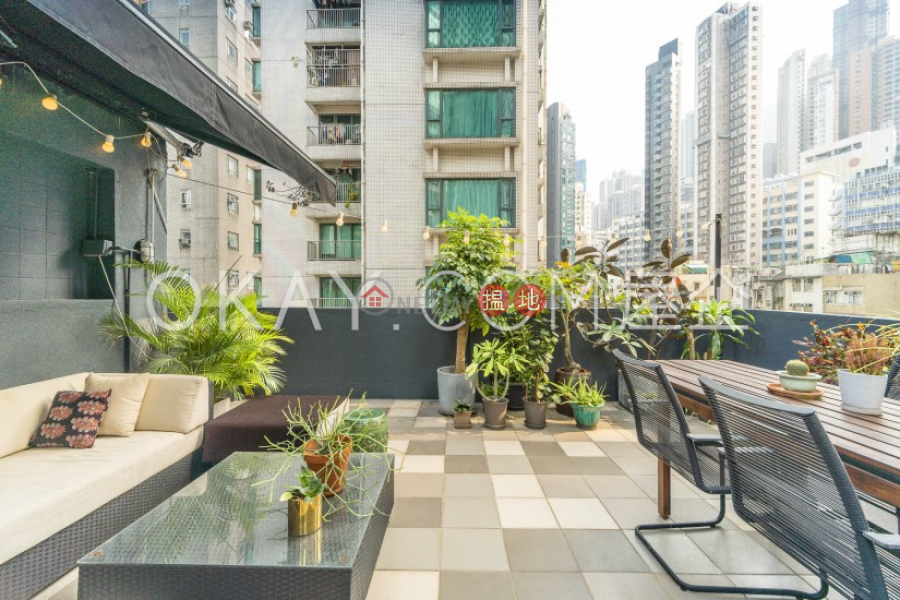 Exquisite 2 bedroom on high floor with rooftop | Rental | 84-86 Ko Shing Street 高陞街84-86號 Rental Listings