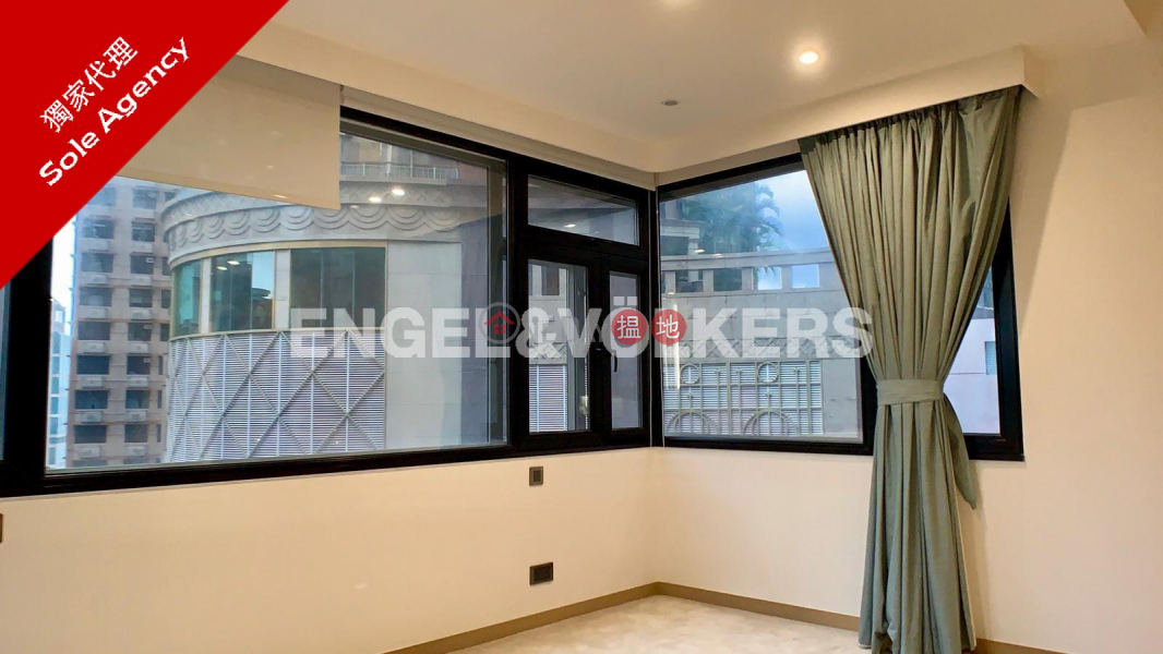 3 Bedroom Family Flat for Sale in Mid Levels West | Breezy Court 瑞麒大廈 Sales Listings