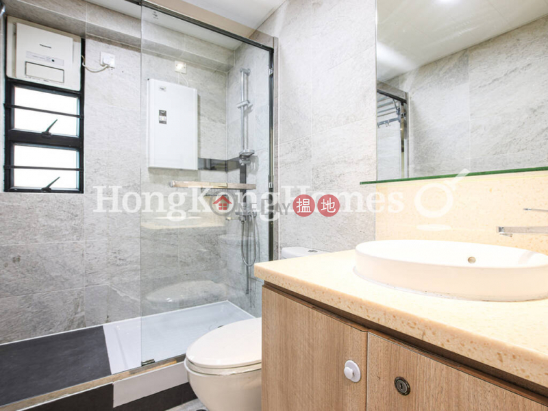 3 Bedroom Family Unit for Rent at Imperial Court, 62G Conduit Road | Western District, Hong Kong Rental HK$ 45,000/ month