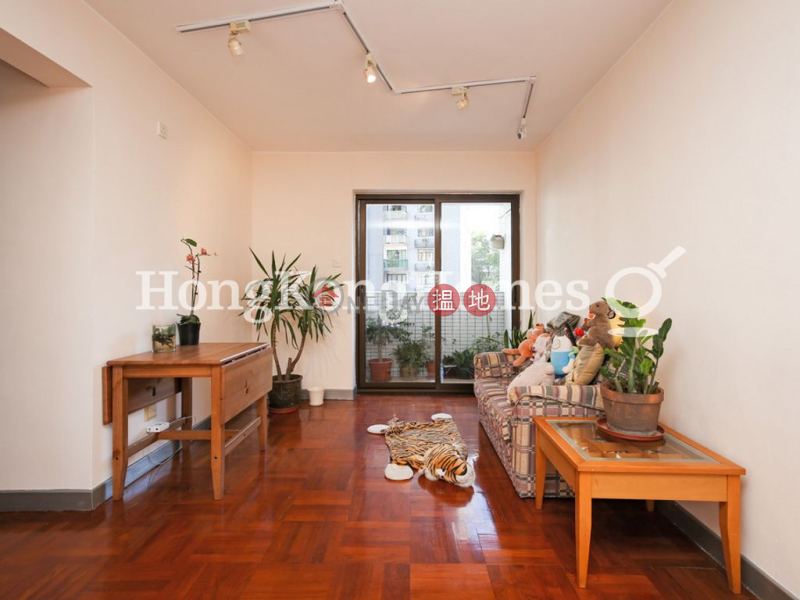 3 Bedroom Family Unit for Rent at Royal Court | Royal Court 騰黃閣 Rental Listings