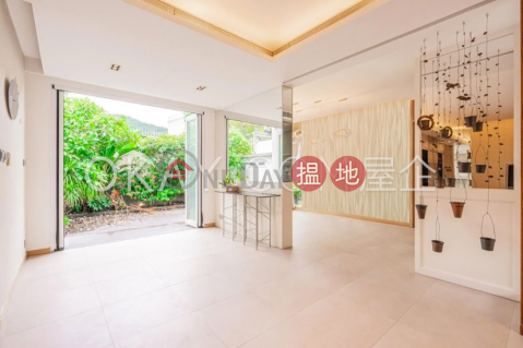 Lovely house with balcony & parking | For Sale | Windsor Park Phase 2 Block 1 寶柏苑2期1座 _0
