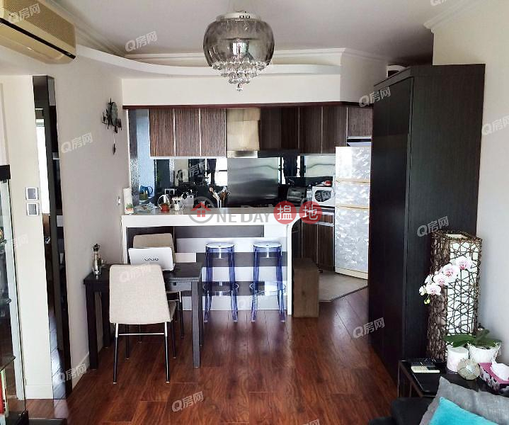 The Victoria Towers | 2 bedroom Mid Floor Flat for Sale | The Victoria Towers 港景峰 Sales Listings