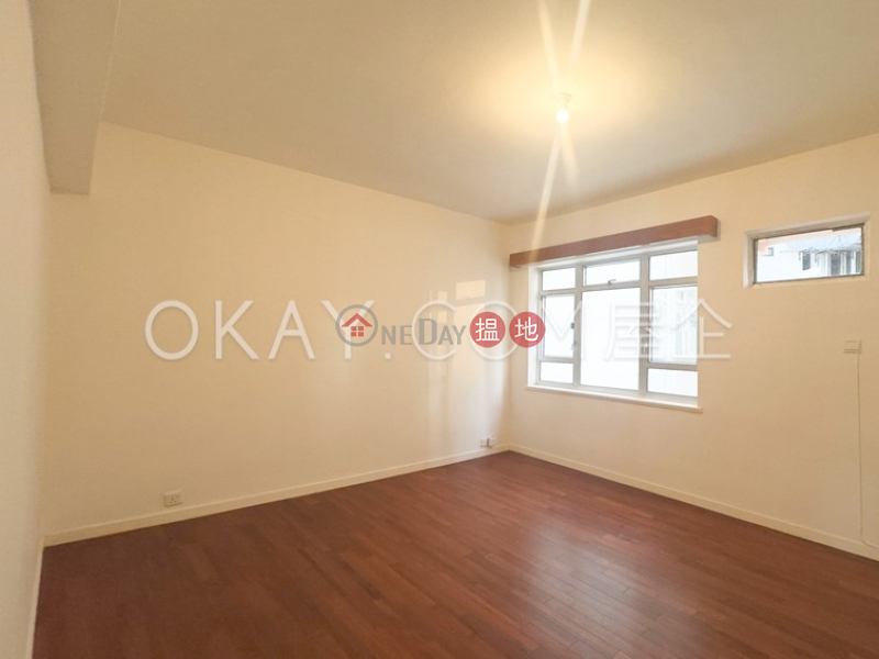 HK$ 73,200/ month, Fairmont Gardens, Western District, Beautiful 3 bed on high floor with balcony & parking | Rental