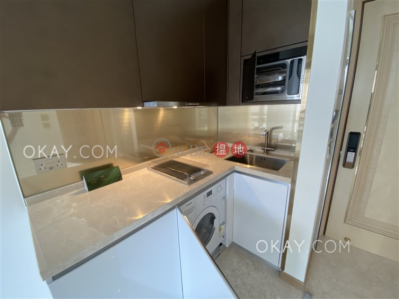 HK$ 18,900/ month, Amber House (Block 1) Western District | Tasteful 1 bedroom with balcony | Rental