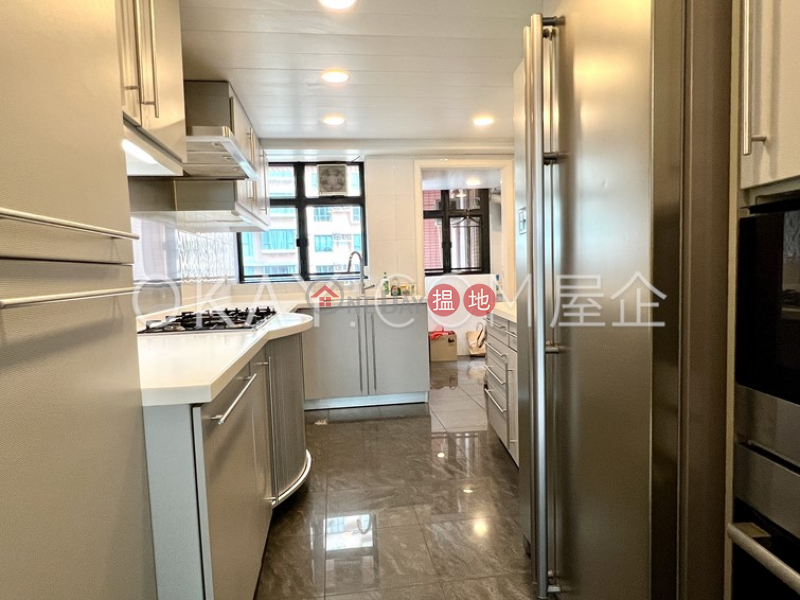 Lovely 3 bedroom with balcony & parking | Rental | Dynasty Court 帝景園 Rental Listings