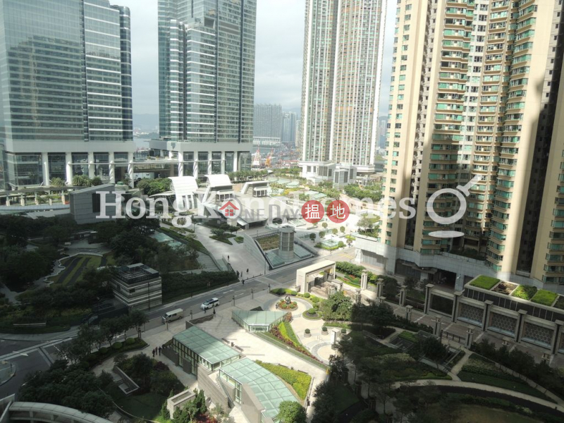 Property Search Hong Kong | OneDay | Residential | Rental Listings 3 Bedroom Family Unit for Rent at The Arch Sky Tower (Tower 1)