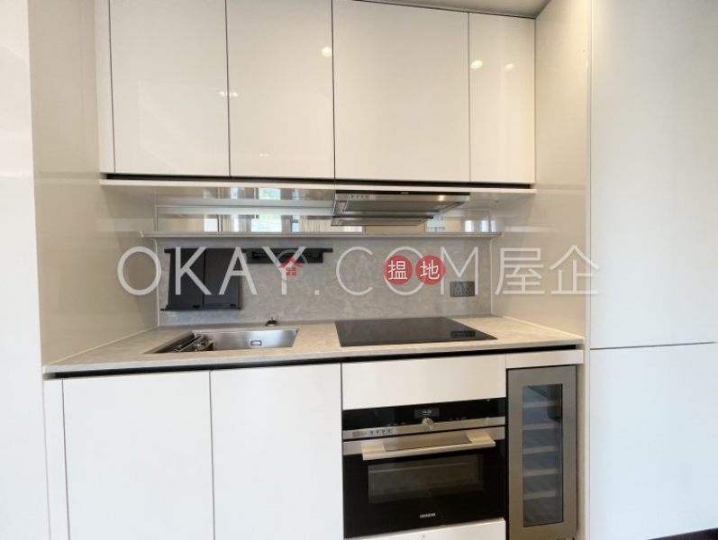 HK$ 37,200/ month, Townplace Soho Western District, Gorgeous 2 bedroom on high floor with balcony | Rental