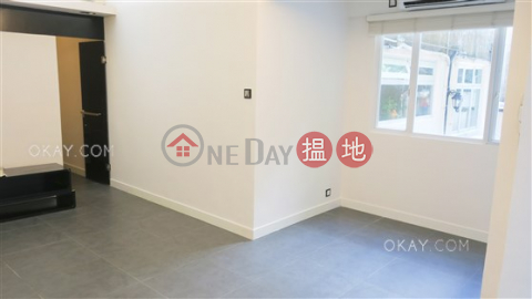 Unique 1 bedroom with terrace | For Sale, Village Court 山村閣 | Wan Chai District (OKAY-S218943)_0