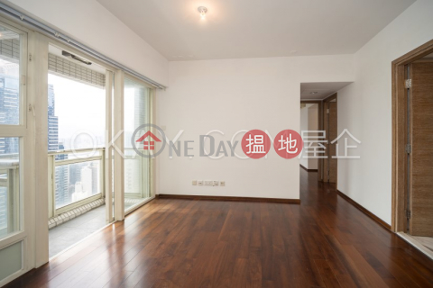 Luxurious 3 bedroom on high floor with balcony | Rental | Centrestage 聚賢居 _0