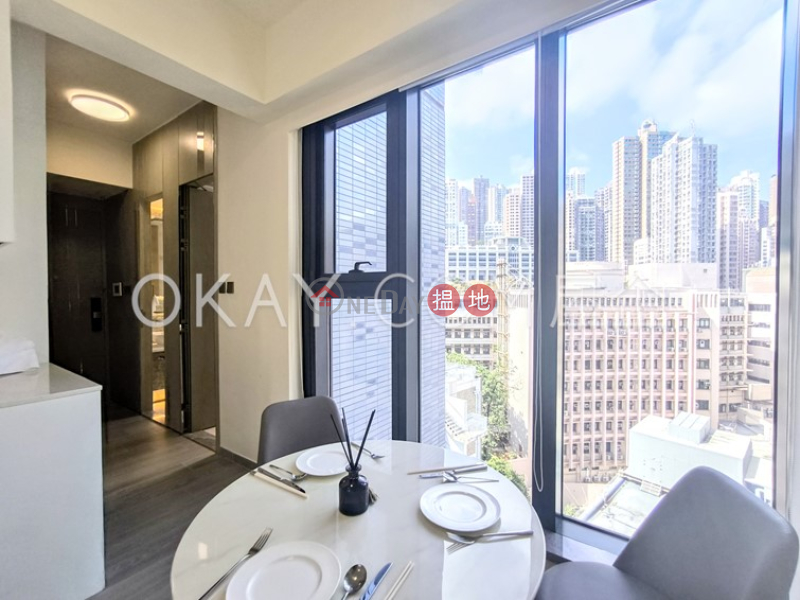 HK$ 38,000/ month 160-162 Queen\'s Road West | Western District | Lovely 2 bedroom with balcony | Rental