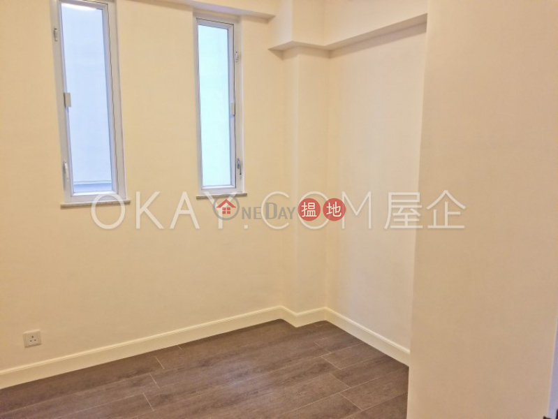 Intimate 2 bedroom in Sai Ying Pun | For Sale, 62-64 Centre Street | Western District Hong Kong Sales HK$ 9.5M