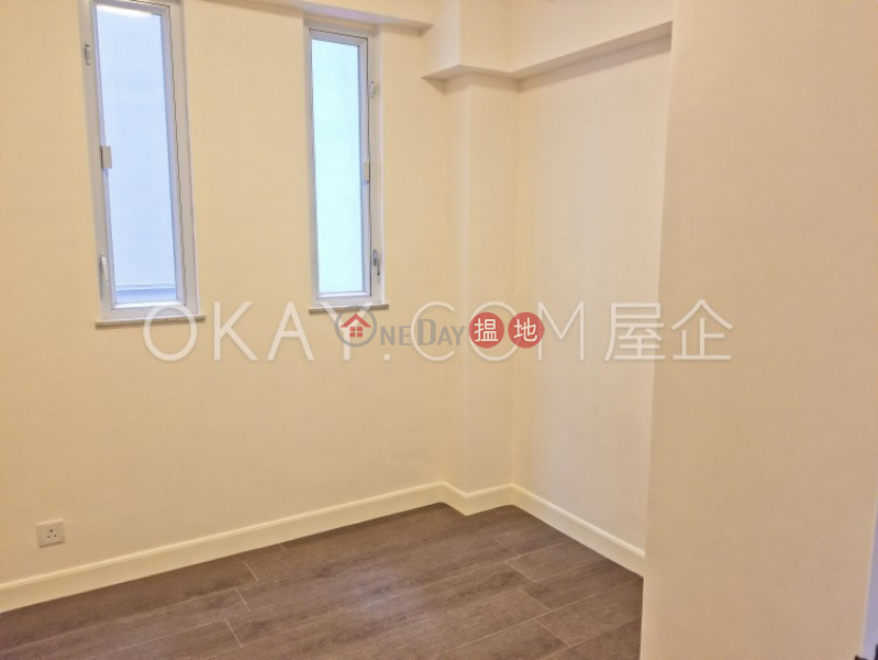 Intimate 2 bedroom in Sai Ying Pun | For Sale, 62-64 Centre Street | Western District | Hong Kong | Sales, HK$ 9.5M