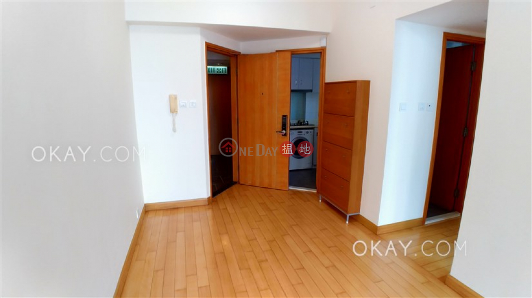 Reading Place | Low | Residential | Rental Listings HK$ 25,000/ month