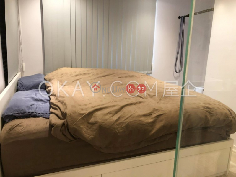 HK$ 33,000/ month, Village Tower, Wan Chai District | Tasteful 3 bedroom with balcony & parking | Rental