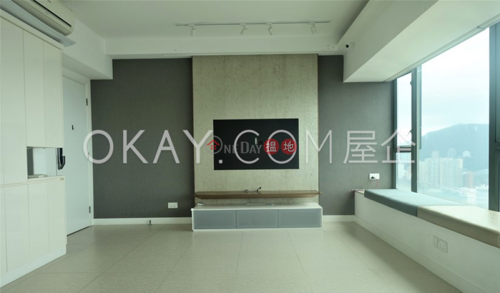 Popular 3 bed on high floor with harbour views | Rental | Sky Horizon 海天峰 Rental Listings