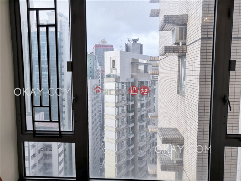 香港搵樓|租樓|二手盤|買樓| 搵地 | 住宅-出租樓盤3房2廁,實用率高,極高層《荷李活華庭出租單位》