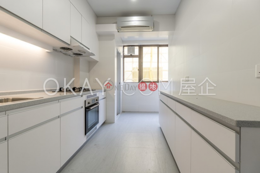 Elegant 3 bedroom with balcony | Rental, Green Village No. 8A-8D Wang Fung Terrace Green Village No. 8A-8D Wang Fung Terrace Rental Listings | Wan Chai District (OKAY-R314853)