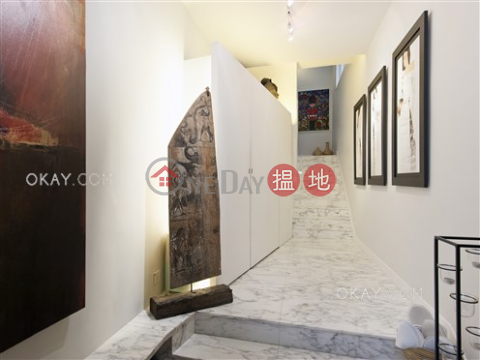Stylish house with rooftop & parking | For Sale | Stanley Court 海灣園 _0