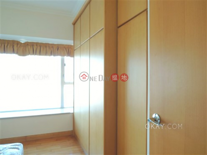 Luxurious 3 bedroom in Kowloon Station | Rental | The Waterfront Phase 1 Tower 3 漾日居1期3座 Rental Listings