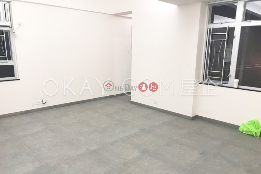2房1廁,實用率高,海景駱克大廈 B座出售單位|駱克大廈 B座(Lockhart House Block B)出售樓盤 (OKAY-S122855)
