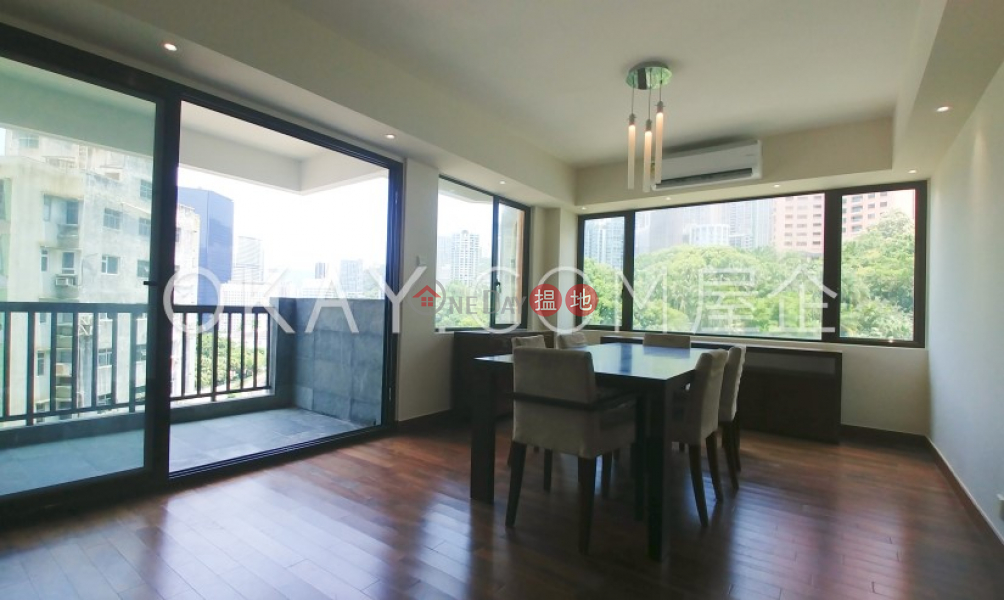 HK$ 30M, Botanical Court | Central District | Luxurious 3 bedroom with balcony | For Sale