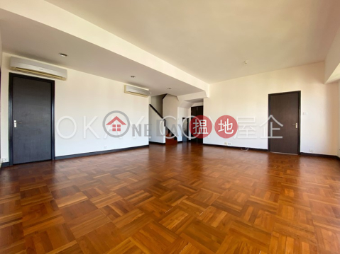 Lovely 3 bedroom on high floor with sea views & parking | Rental | 2 Old Peak Road 舊山頂道2號 _0