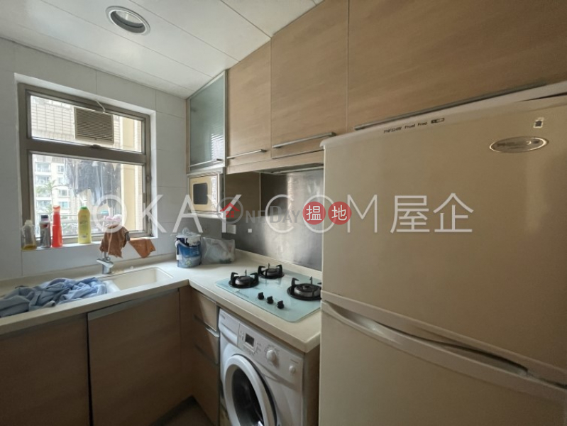 HK$ 11.2M, The Zenith Phase 1, Block 3 Wan Chai District | Nicely kept 2 bedroom on high floor with balcony | For Sale