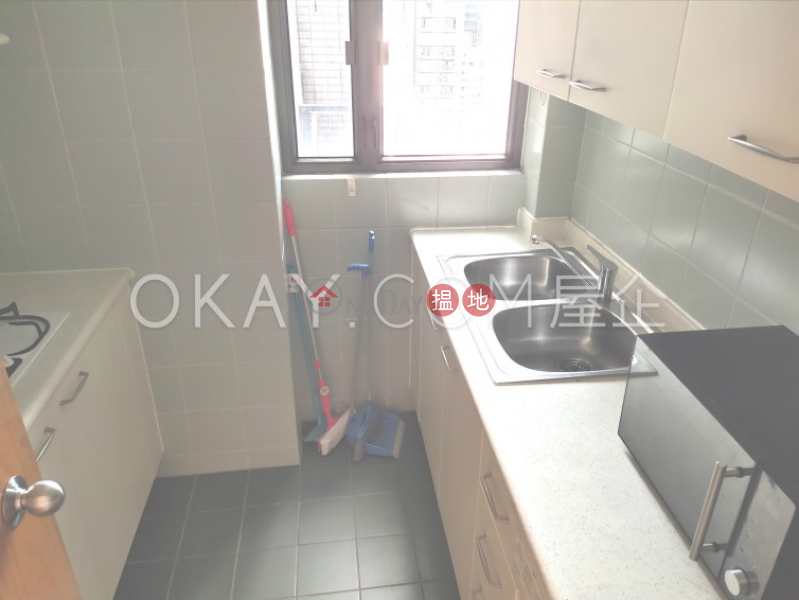 HK$ 30,000/ month | Hollywood Terrace, Central District, Gorgeous 2 bedroom on high floor | Rental