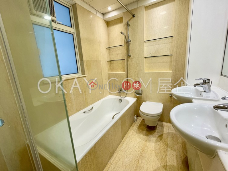 Charming 3 bedroom with parking | Rental, St. George Apartments 聖佐治大廈 Rental Listings | Yau Tsim Mong (OKAY-R35135)